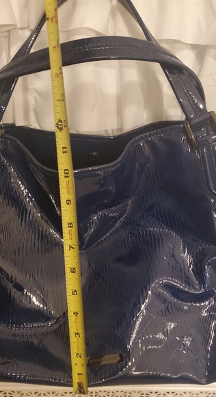 Authentic Burberry blue handbag. - Picture 7 of 10